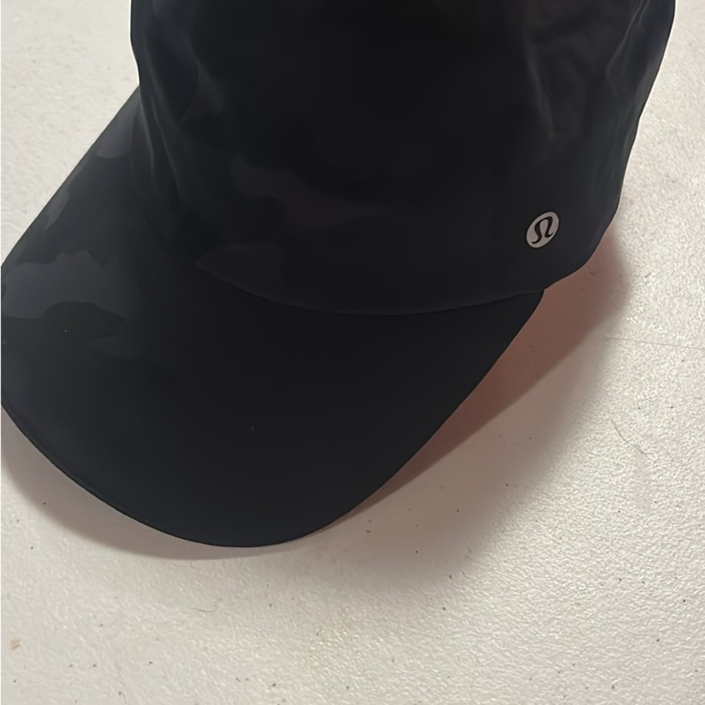 Lululemon Charcoal Cap